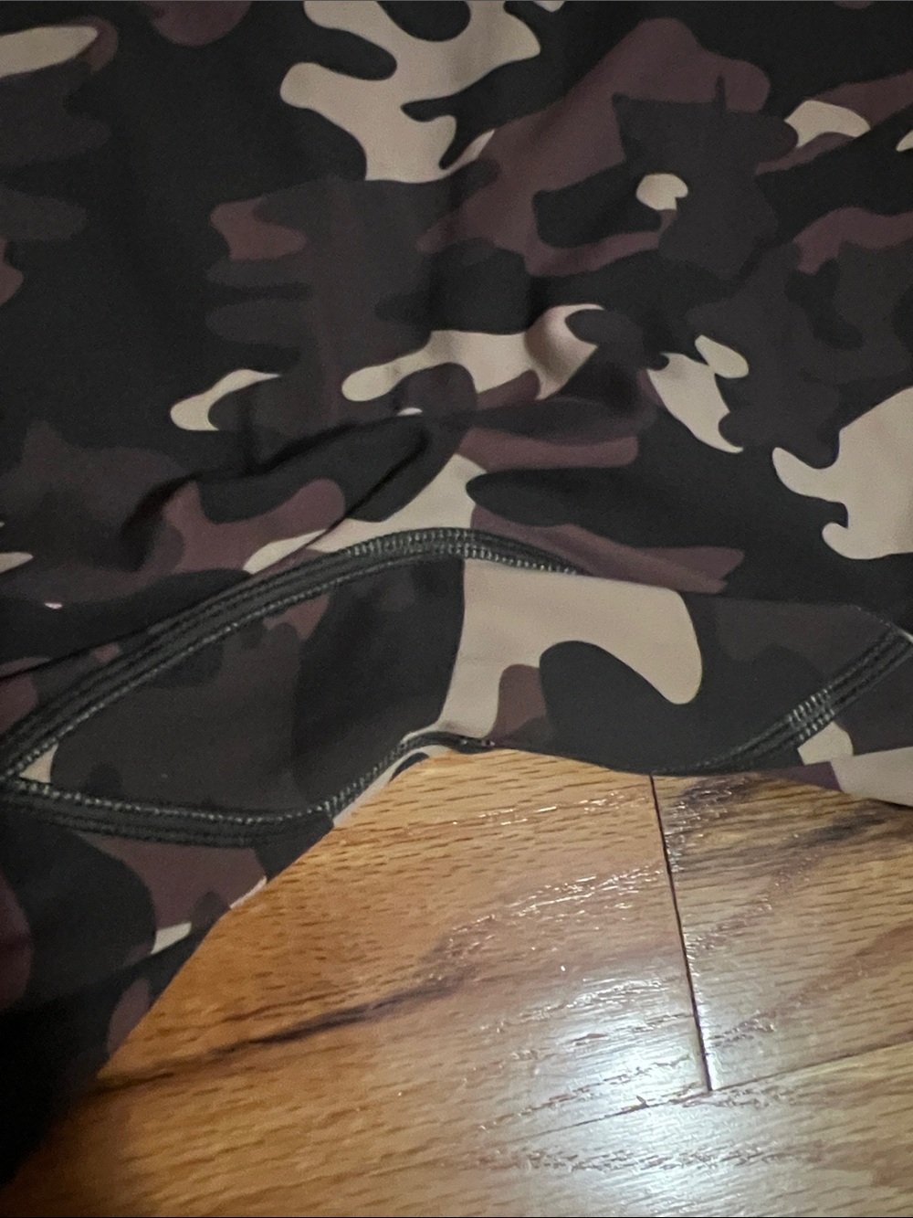 BuffBunny Camo Leggings - Picture 4 of 6